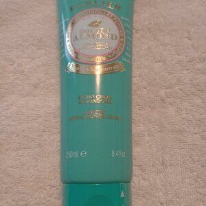 PERLIER *BRAND-NEW/SEALED* Golden Almond Bath & Shower Cream